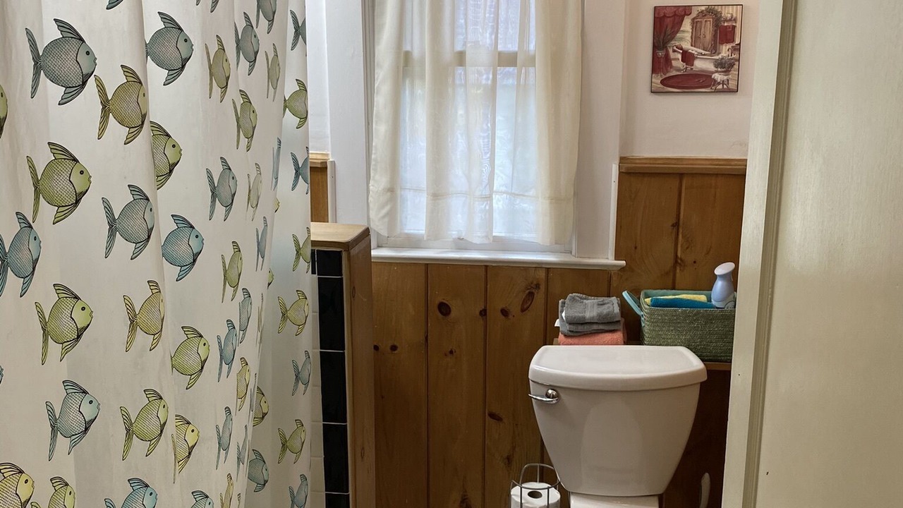 Photo of Bathroom in Hillcrest