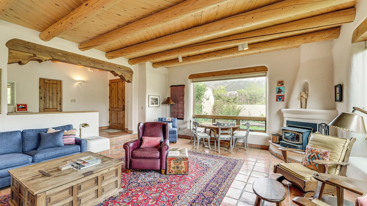 Photo of Livingroom in Arroyo Seco