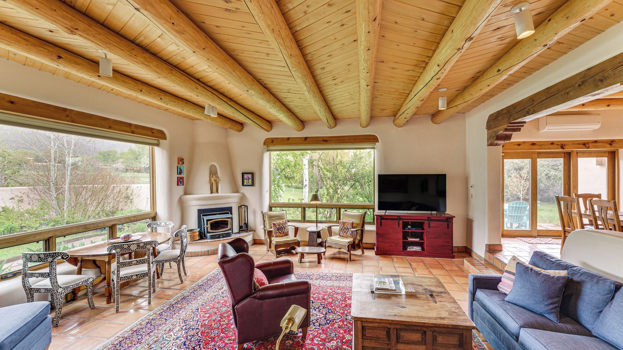 Photo of Livingroom in Arroyo Seco