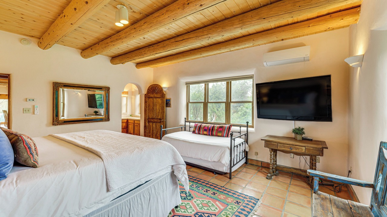 Photo of Bedroom in Arroyo Seco