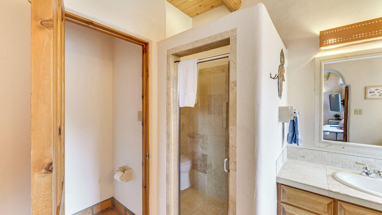 Photo of Bathroom in Arroyo Seco