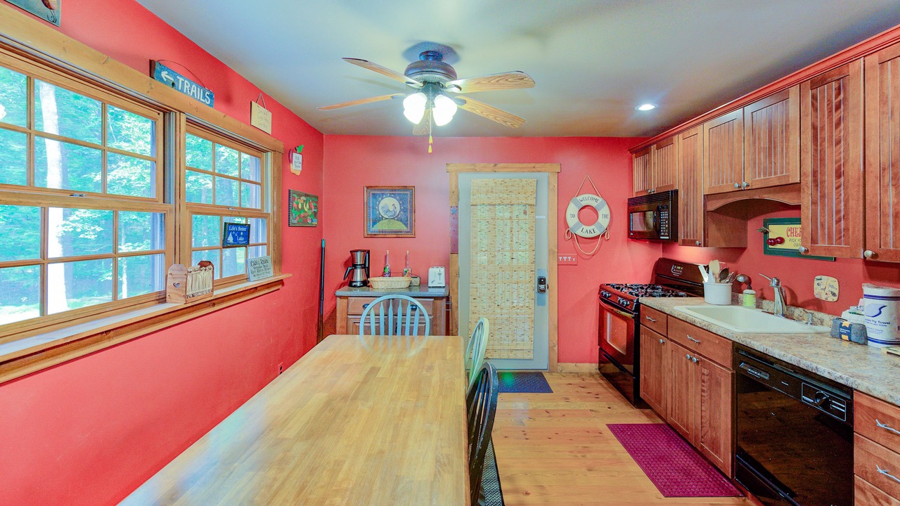 Photo of Kitchen in Sky Valley