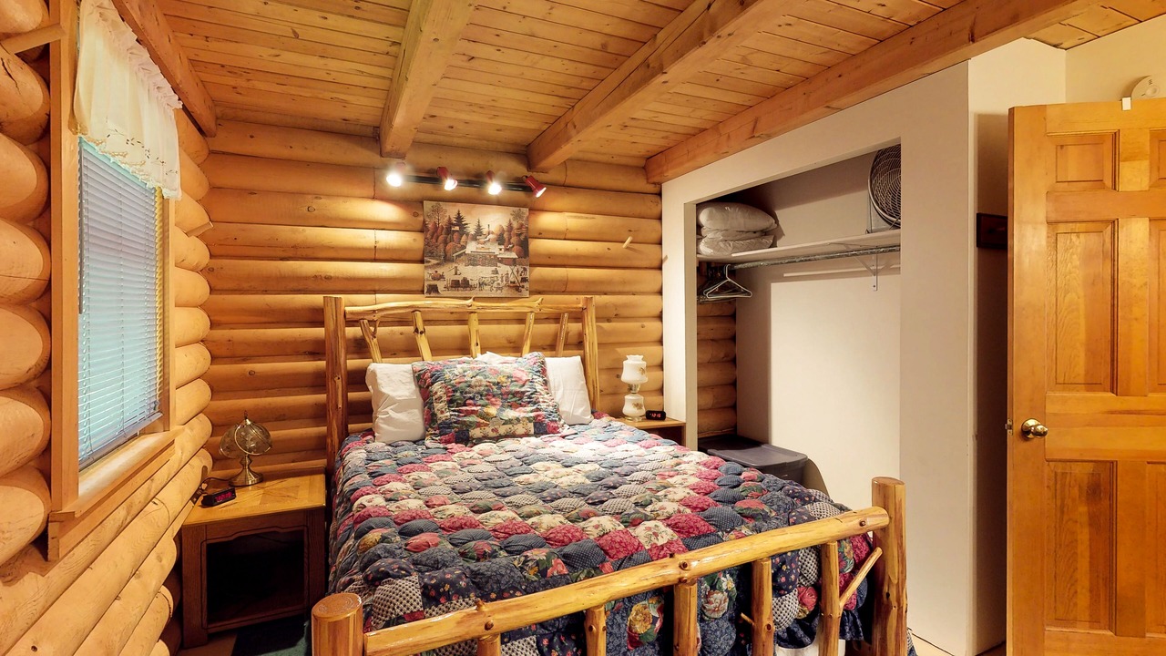 Photo of Bedroom in Rockwood
