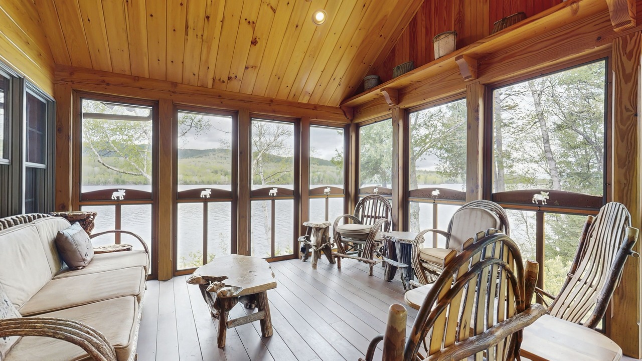 Photo of Livingroom in Greenville Junction