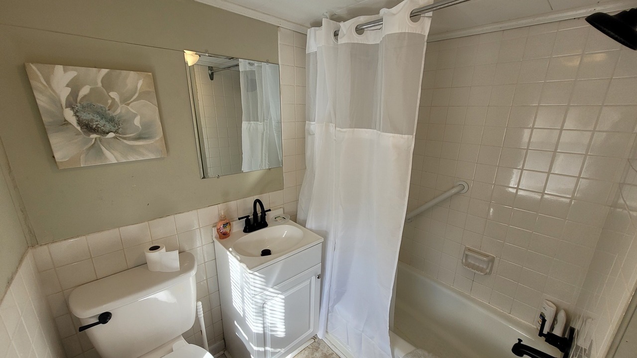 Photo of Bathroom in Sharpsburg