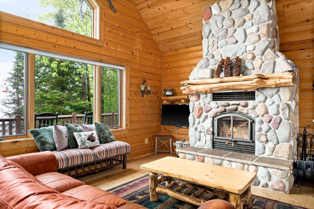 Photo of Livingroom in Beaver Bay