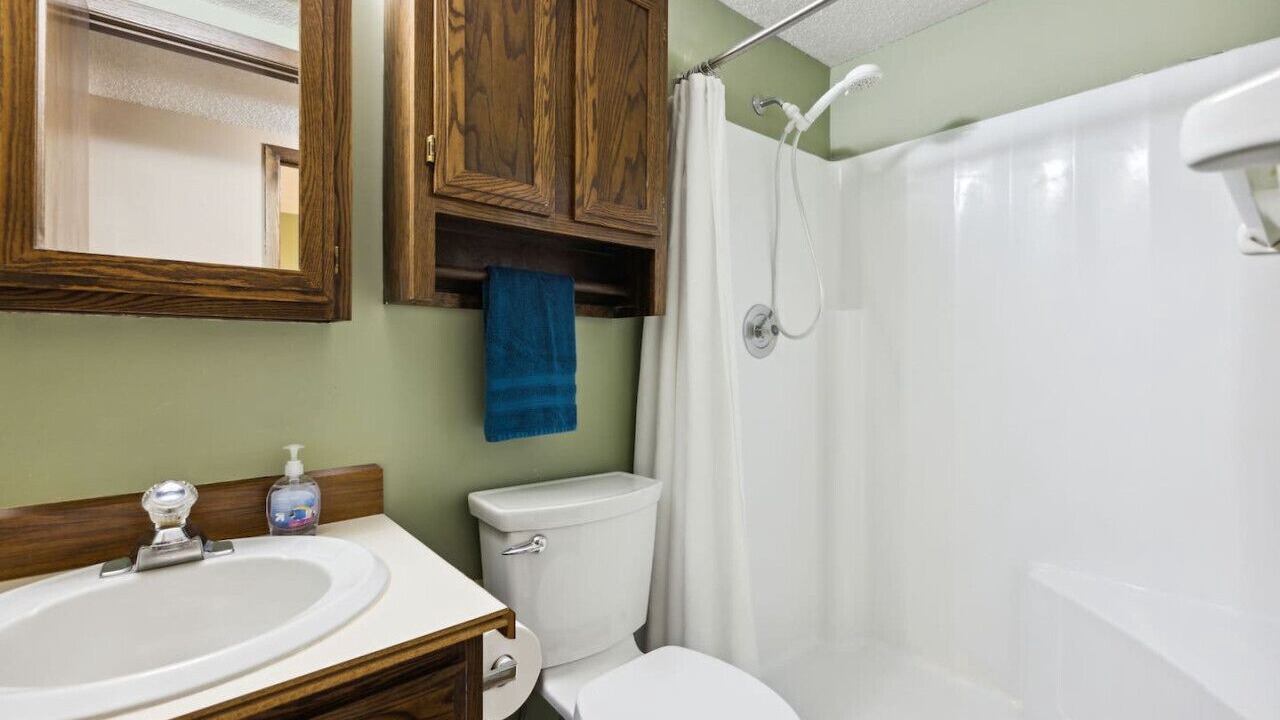 Photo of Bathroom in Woodbury