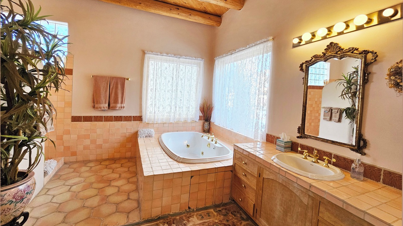 Photo of Bathroom in Arroyo Seco