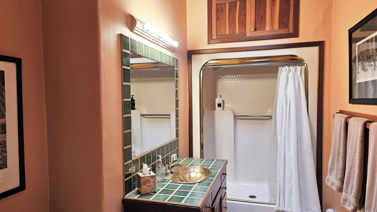 Photo of Bathroom in Arroyo Seco