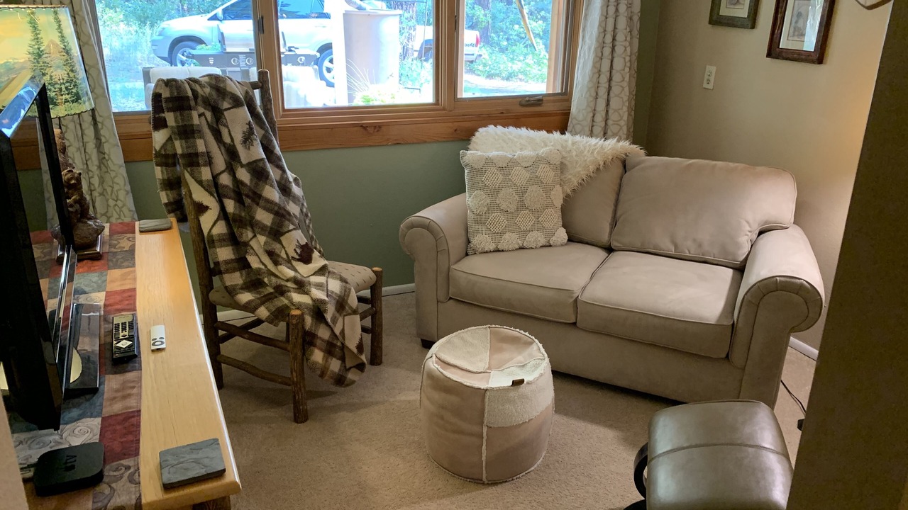 Photo of Livingroom in Sandia Park Country Club