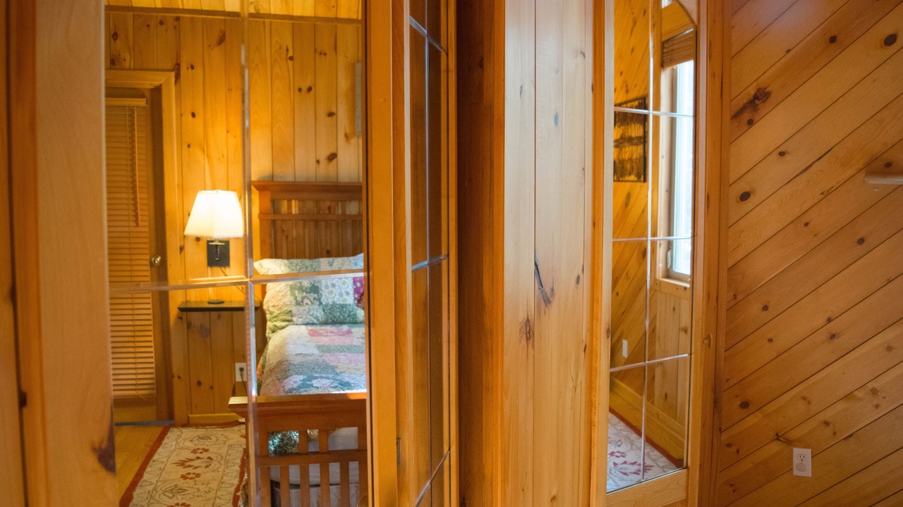 Photo of Bedroom in Elkins