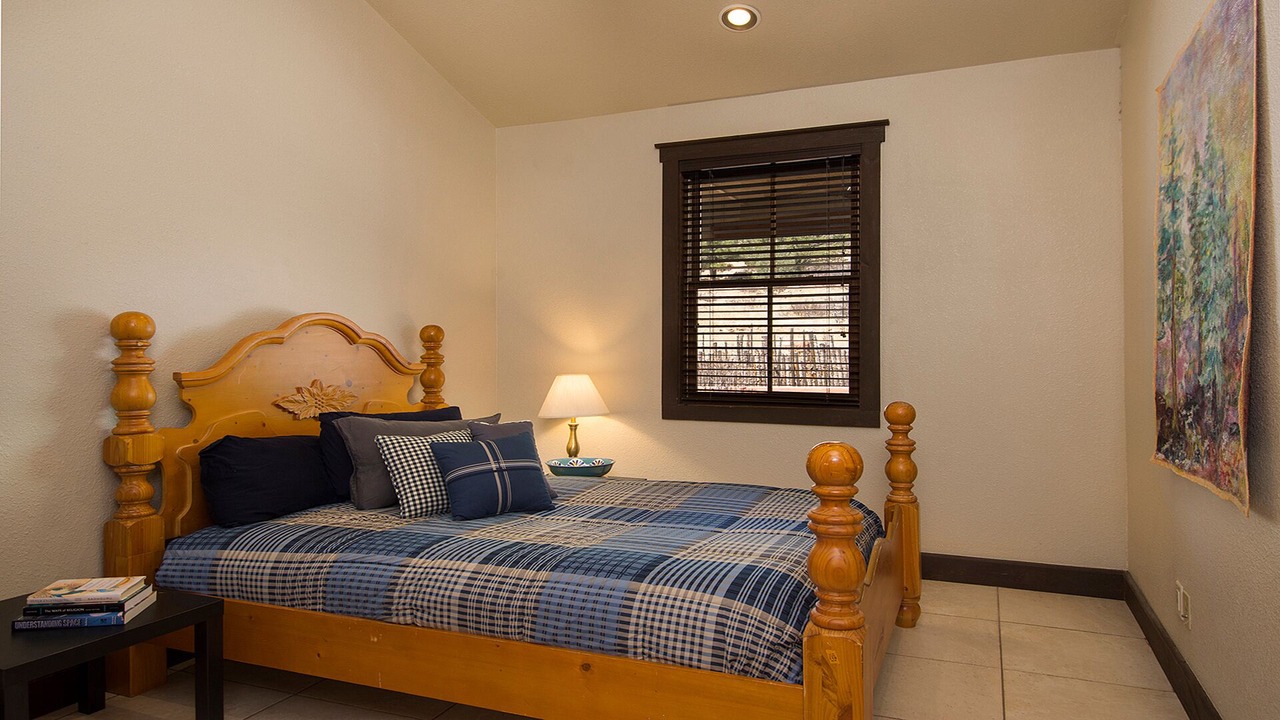 Photo of Bedroom in Rainsville