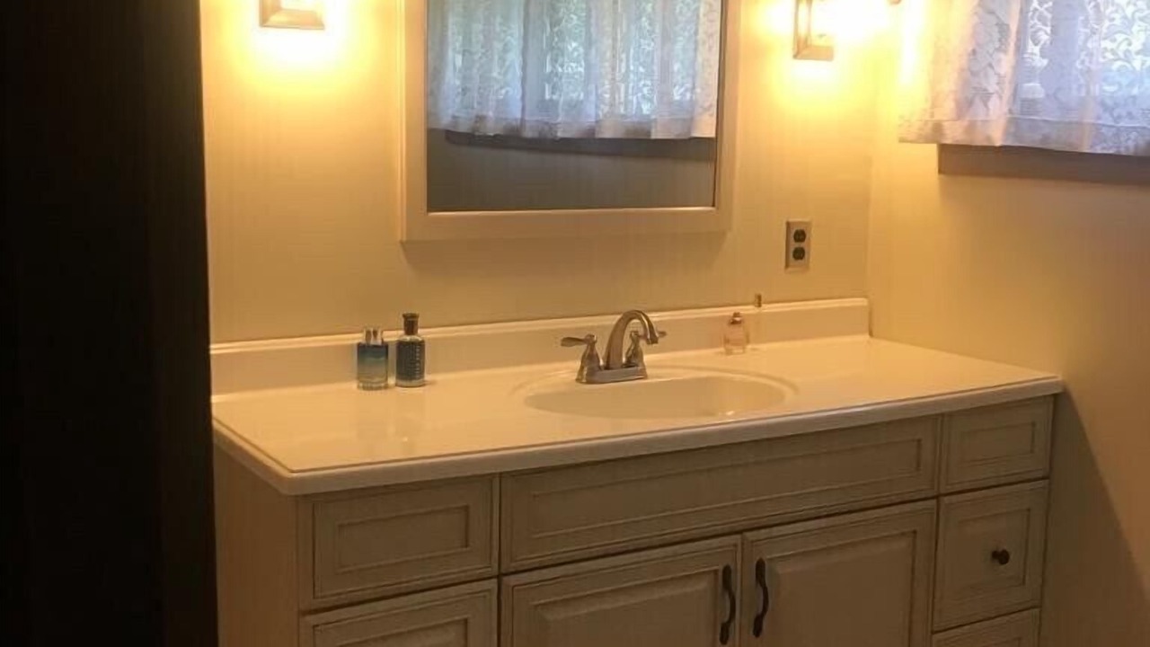 Photo of Bathroom in Niverville