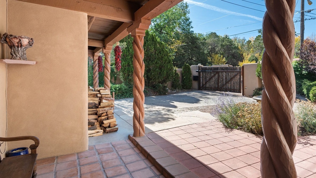 Photo of Patio Balcony in Historic Eastside