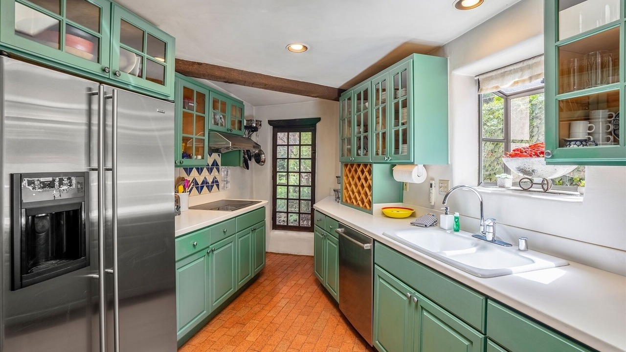 Photo of Kitchen in Historic Eastside