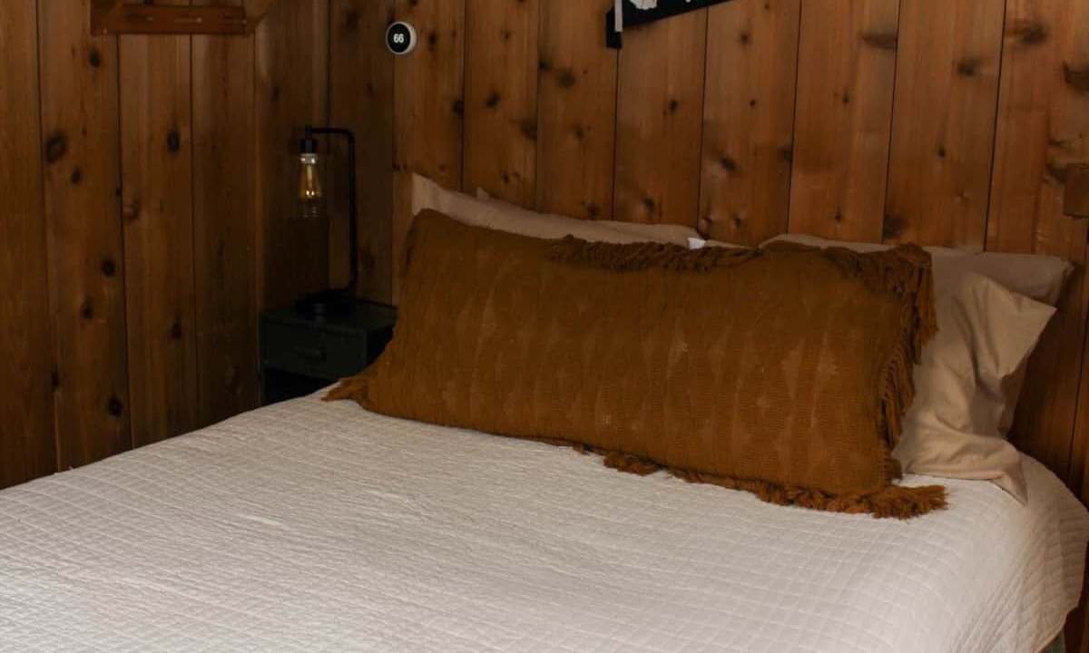 Photo of Bedroom in Comstock