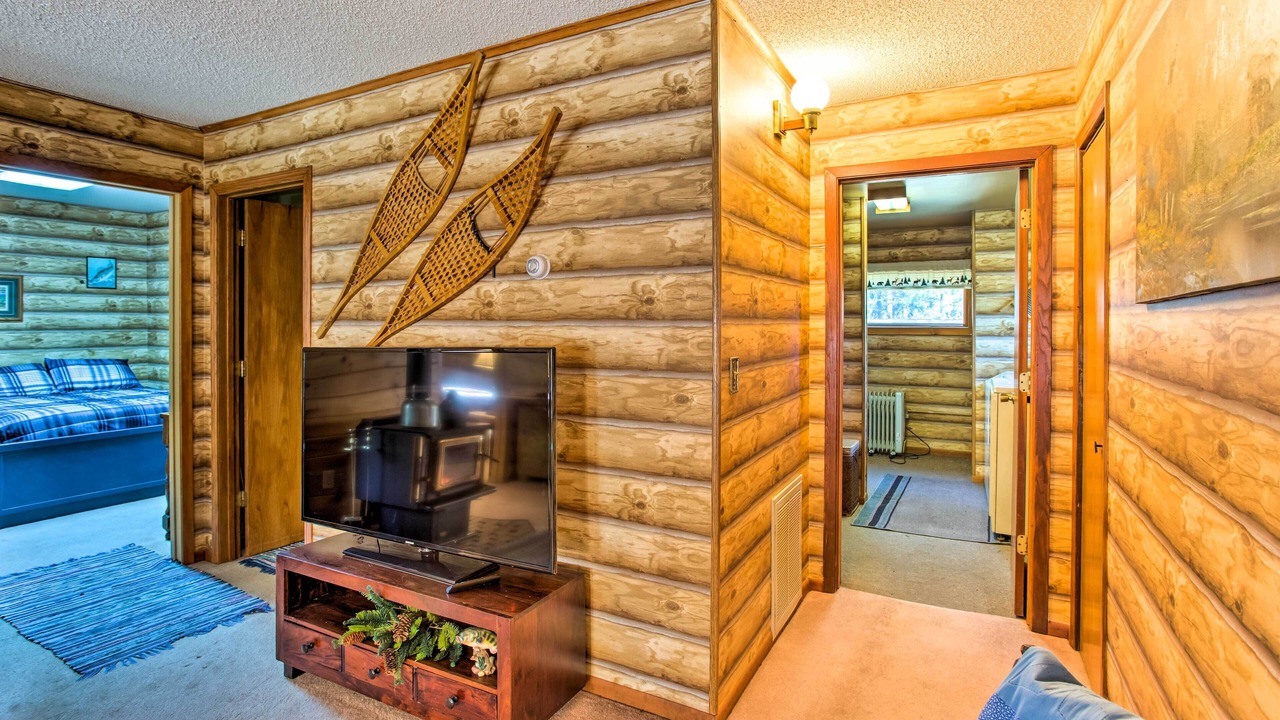 Photo of Livingroom in Lake Nebagamon