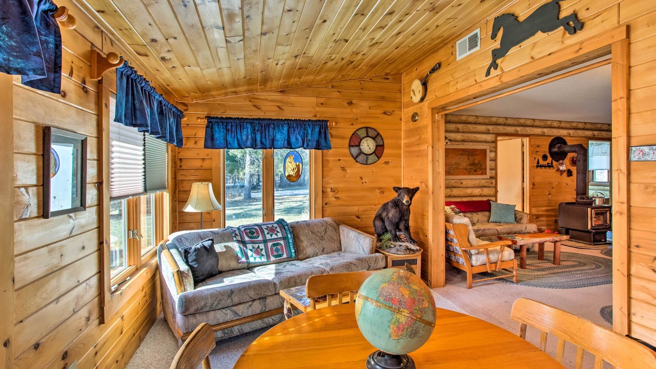 Photo of Livingroom in Lake Nebagamon