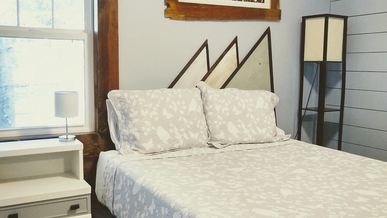 Photo of Bedroom in Grand Marais