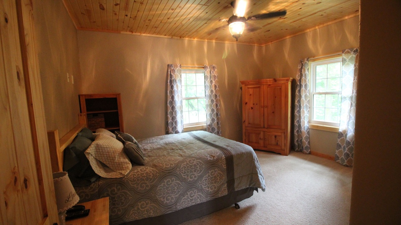 Photo of Bedroom in Fort Atkinson