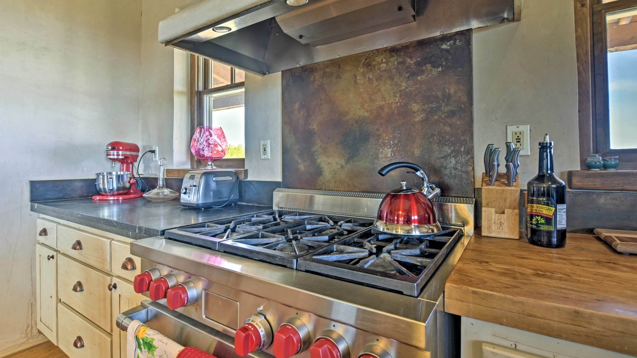 Photo of Kitchen in Cerrillos