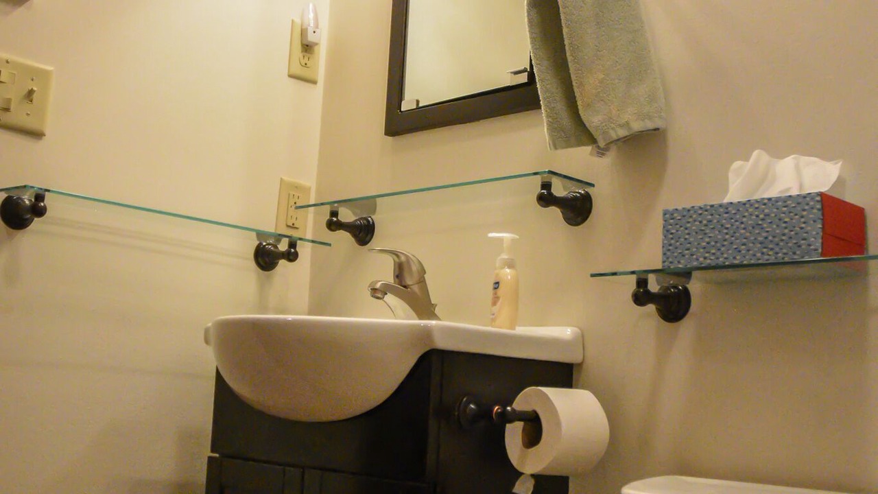 Photo of Bathroom in Jay