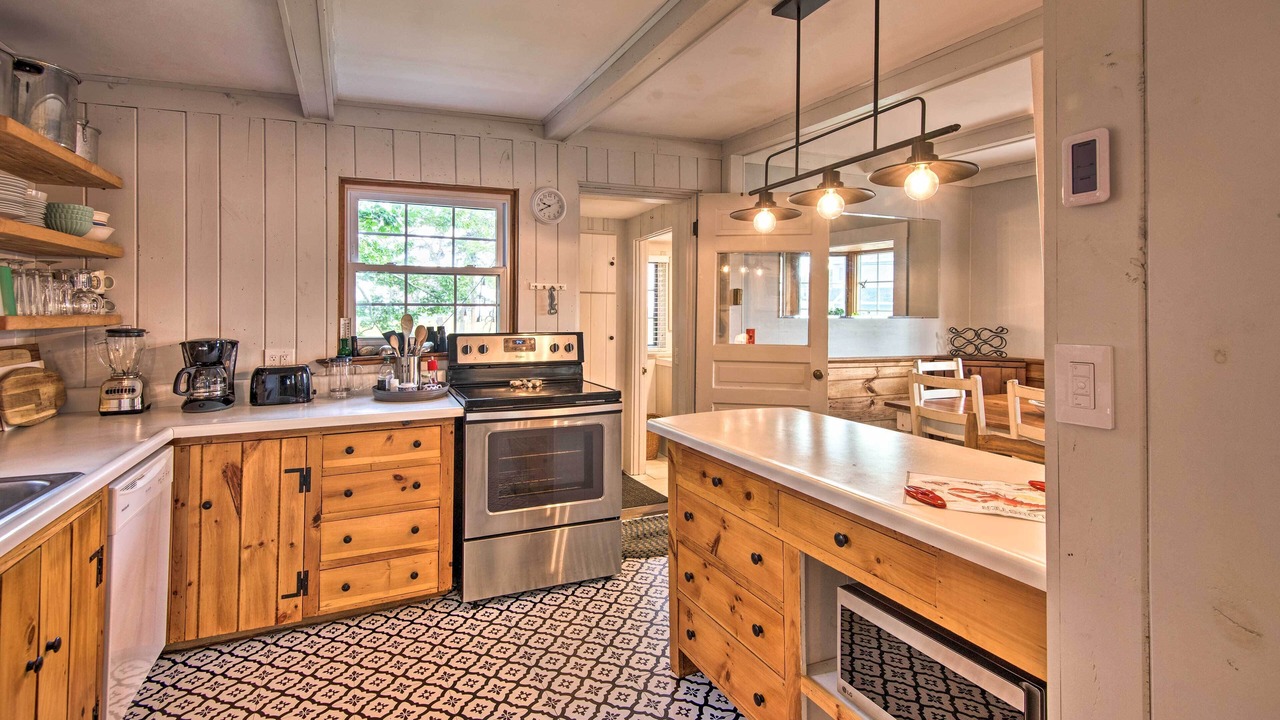 Photo of Kitchen in Pine Point