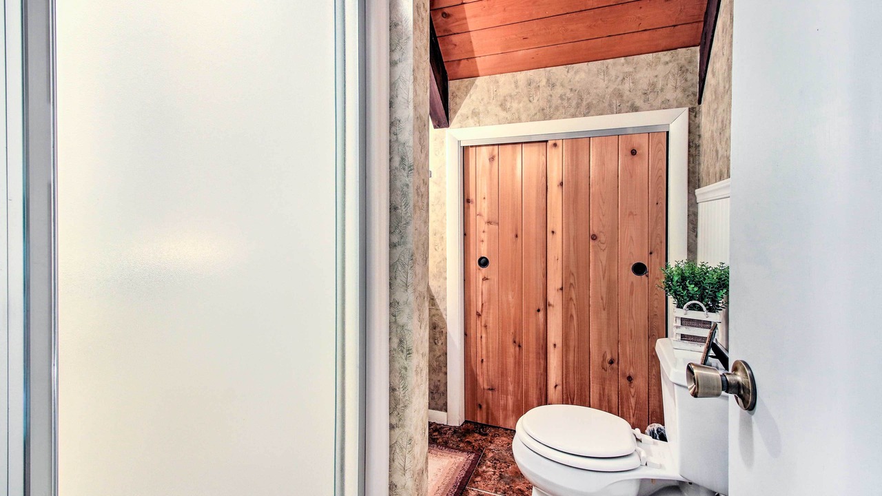 Photo of Bathroom in Eidelweiss Village