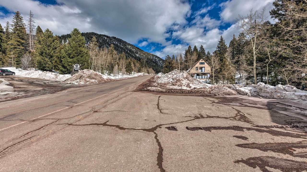 Photo of Others in Taos Ski Valley