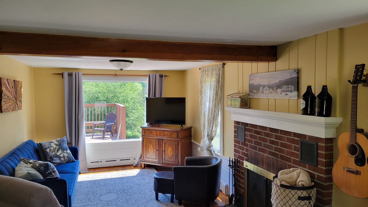 Photo of Livingroom in West Stockbridge