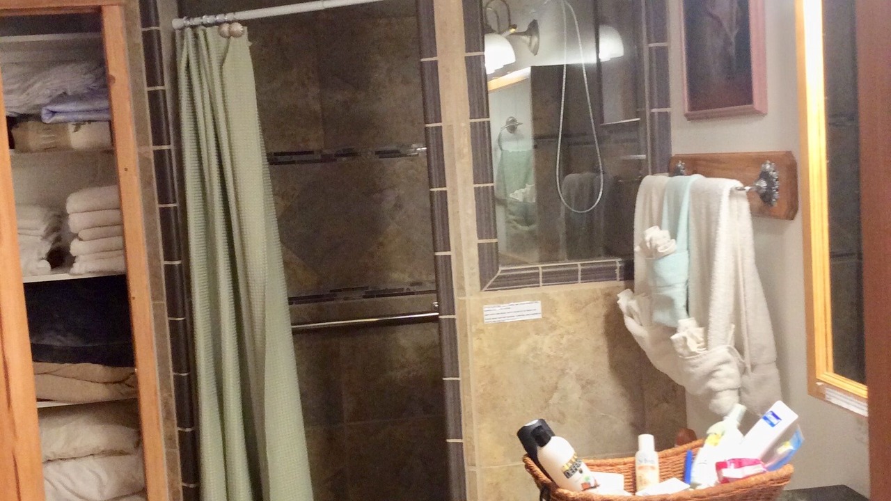 Photo of Bathroom in Trampas