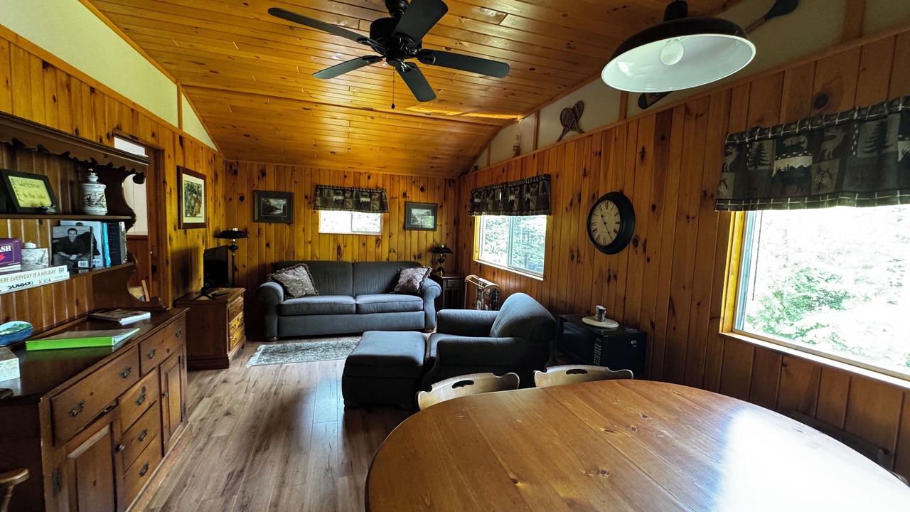 Photo of Livingroom in Moriah Center
