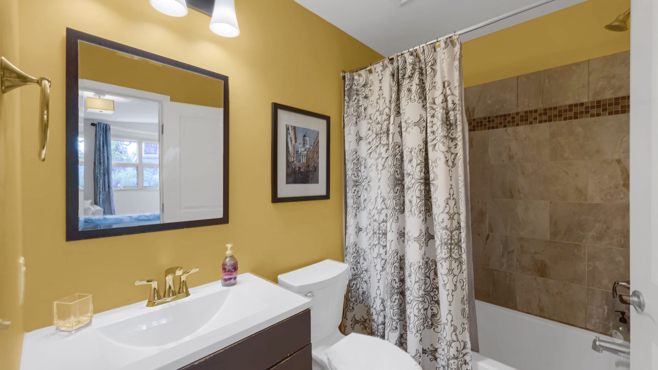 Photo of Bathroom in Downtown Minneapolis