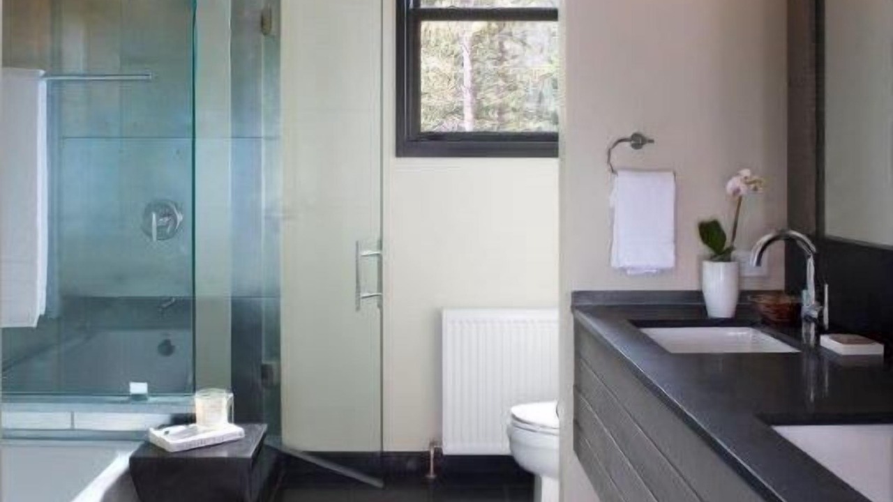 Photo of Bathroom in Taos Ski Valley