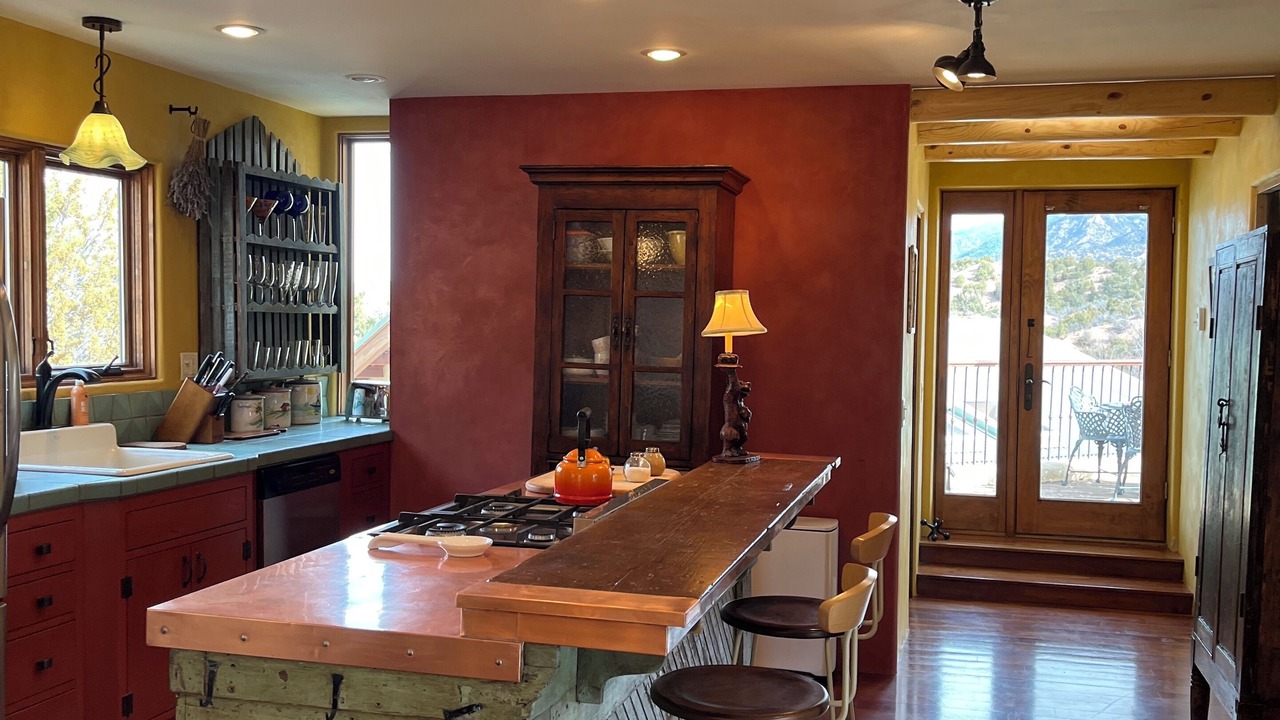 Photo of Kitchen in Tesuque