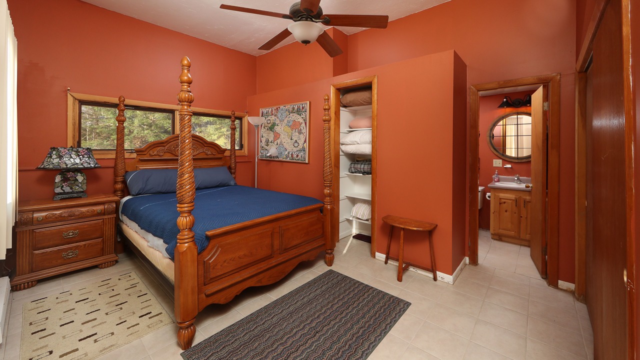 Photo of Bathroom in Campton
