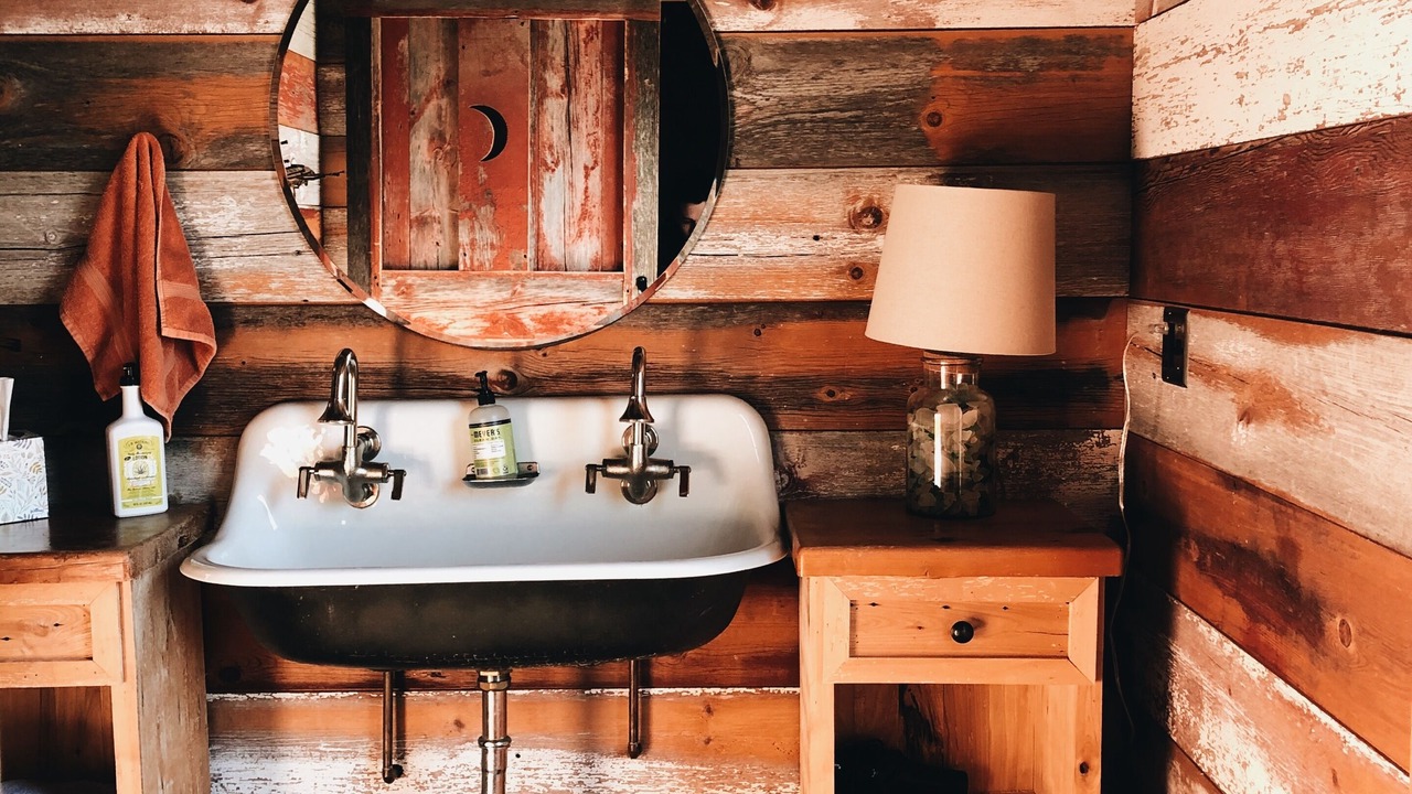 Photo of Bathroom in Maple
