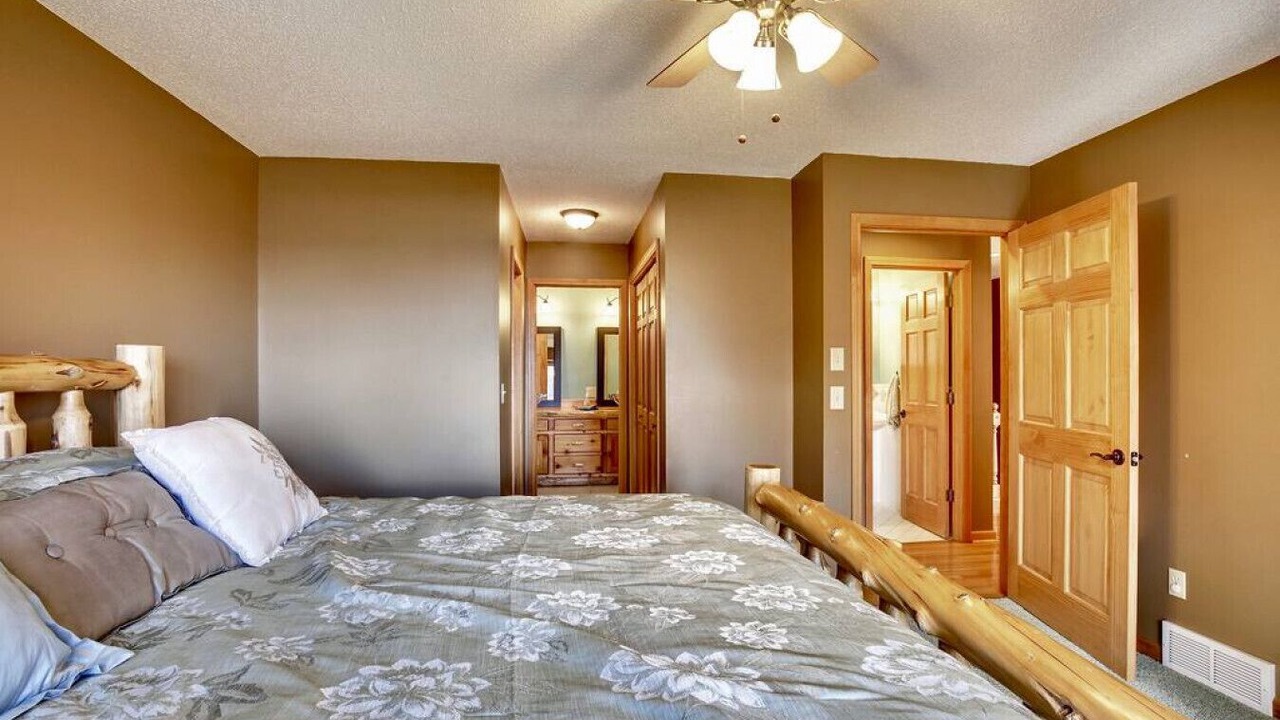 Photo of Bedroom in Breezy Point