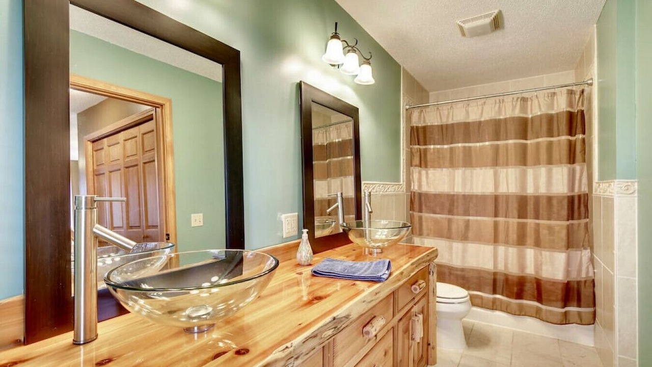 Photo of Bathroom in Breezy Point