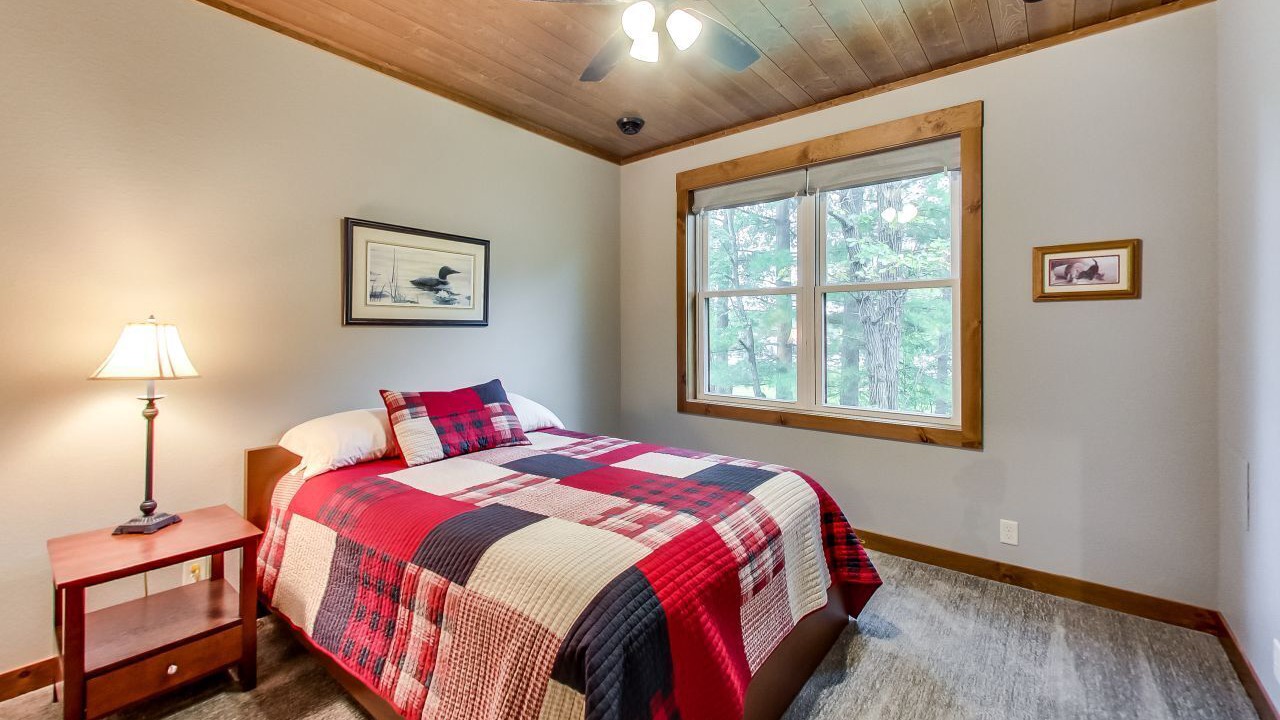 Photo of Bedroom in Crosslake