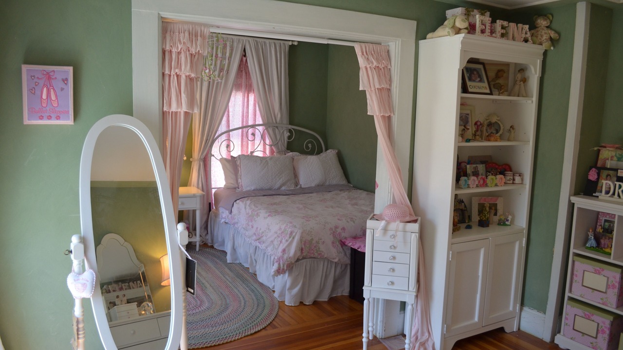 Photo of Bedroom in Saratoga Springs