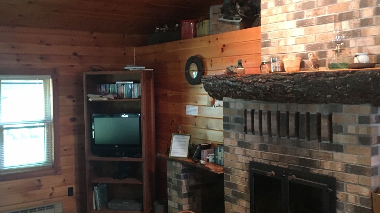 Photo of Livingroom in Cable