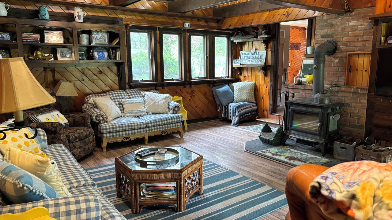 Photo of Livingroom in North Bennington
