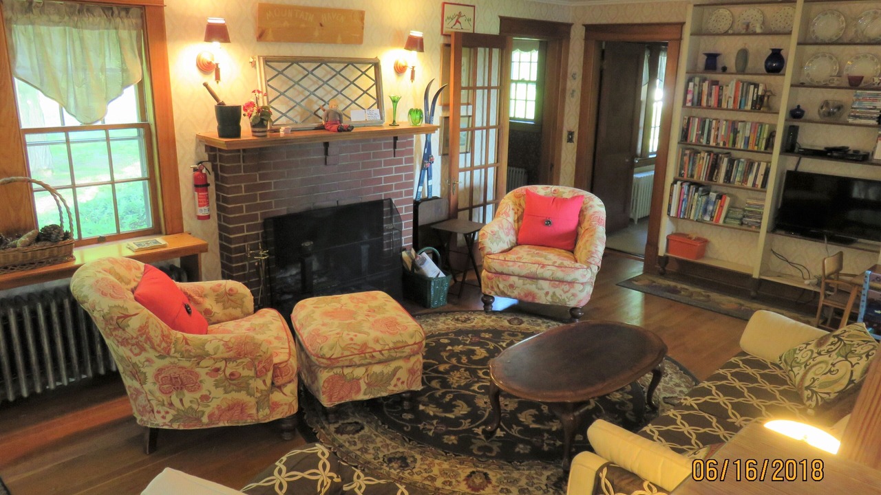 Photo of Livingroom in Fryeburg
