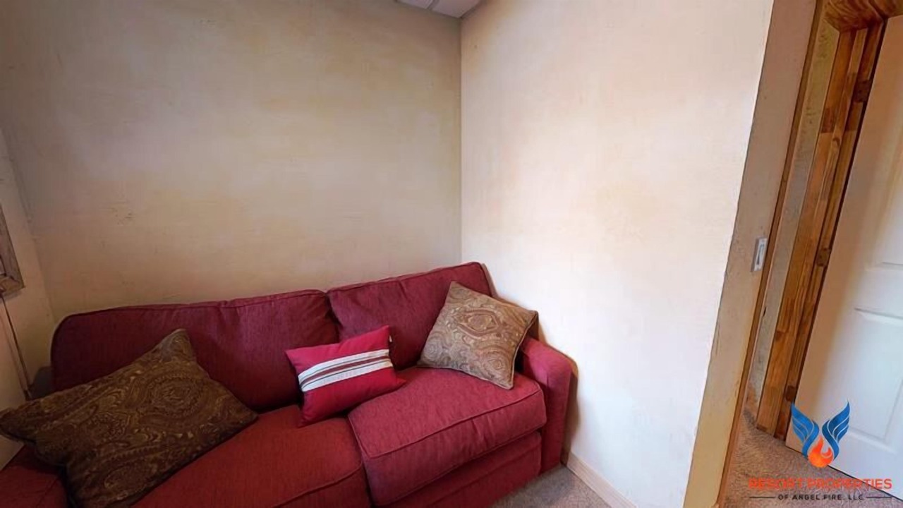Photo of Livingroom in Angel Fire