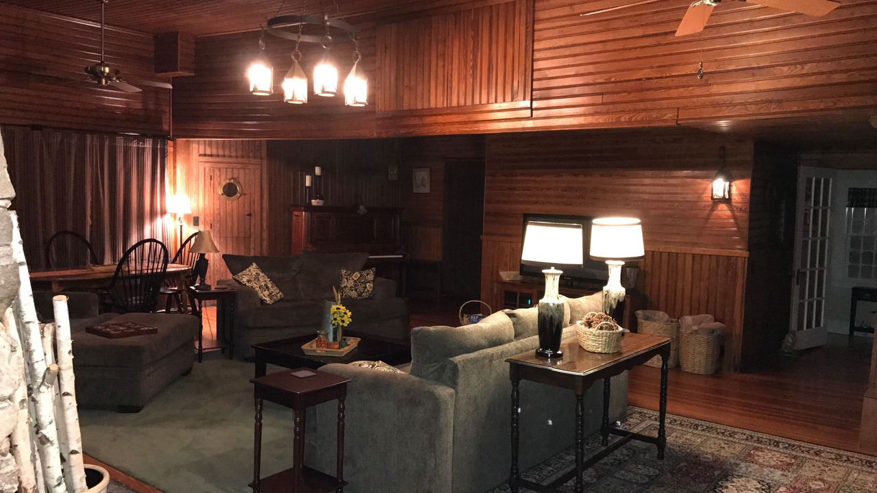 Photo of Livingroom in Amherst