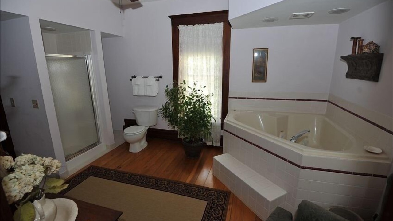 Photo of Bathroom in Alma