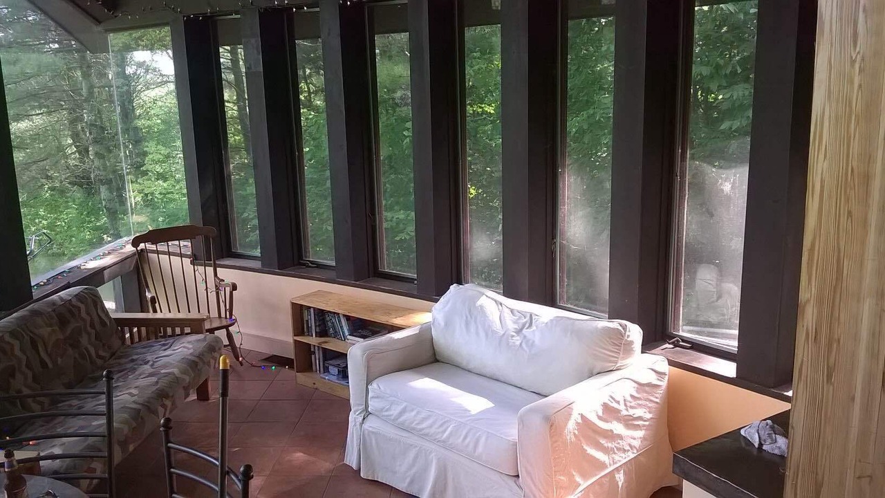 Photo of Livingroom in Bradford