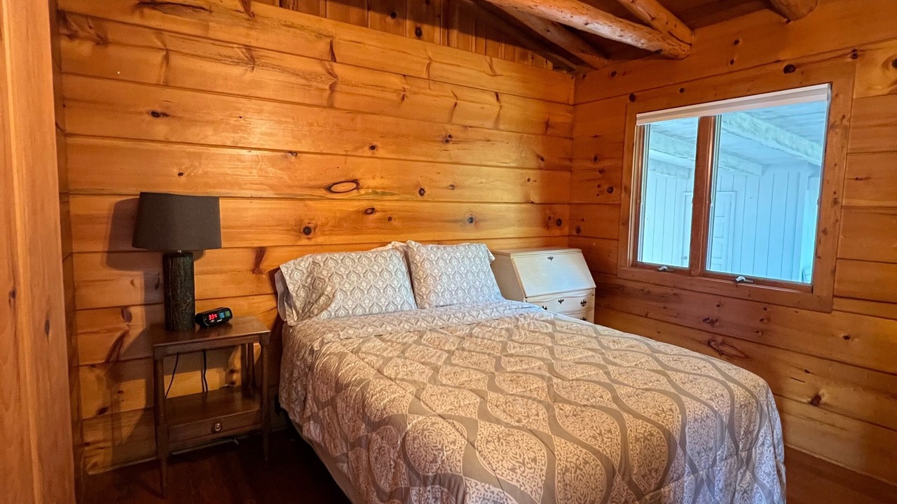 Photo of Bedroom in Sturgeon Bay