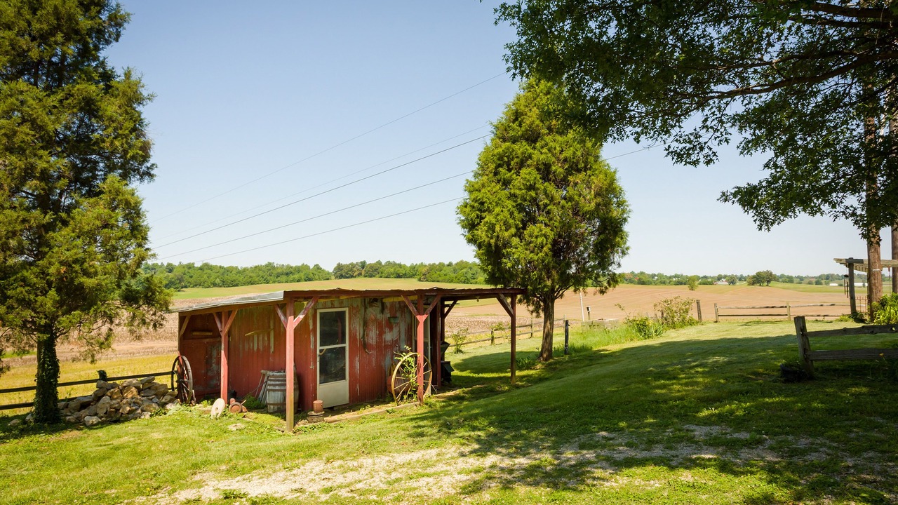 Photo of Outdoor in Maple Mount